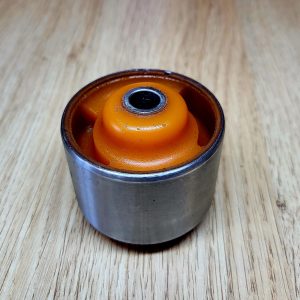 Подушка змінний сайлентблок КПП коробки перемикання передач Ваз 2121 21213100104000 21211001040 21213-1001040 21213-100104000