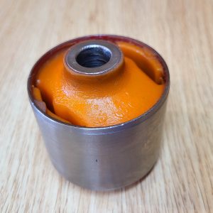 Поліуретановий сайлентблок переднього мосту Nissan Terrano Navara Np300 0201WD21FD2 ZTTNS066CF 00463433 NABD22DM 5473264N00