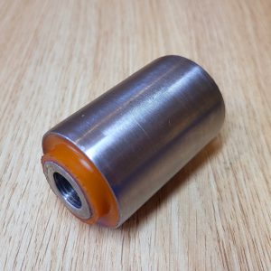 Поліуретановий сайлентблок переднього нижнього важеля передній Nissan X-Terra Np300 Navara Cabstar 54500-22T00 54501-22T00 NAB-169 NAB169 54560-8B500 545608B500 545602S600 5452421T1A 5452421T10 54560-2S600 54524-21T1A 54524-21T10 5450022T00 5450122T00