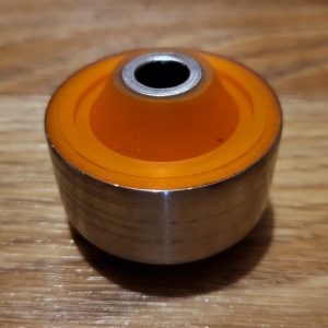 Поліуретановий сайлентблок переднього важеля задній Ford Mondeo 97BG3042AA YS713042AA YS713042AB 1074282 95BG3A262AA 1023058 1074282 YS713051AA 95BG3A262BA 97BG3042BC YS713042AAX YS713042ABN 97BG3051BC YS713051ABN