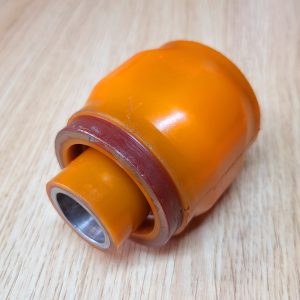 Поліуретановий сайлентблок переднього важеля задній Mazda Xedos 9 T00134460C MZAB043 T00134460GP