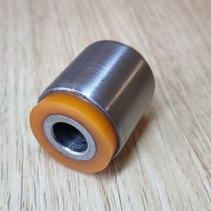 Поліуретановий сайлентблок задньої цапфи Infiniti M 370Z G Nissan Altima Teana Fuga Cima Maxima Gt-R Skyline NAB245 MR955441 55135-3TA0B 4121A005 55152-JK01A 551523TA0A 551529J400 55152JK00A 55152AQ000 551523TS0A 551527Y000 551353TS0B 551528J000 55152AR000 551353TA0B 55152JK01A