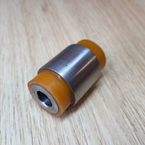 Поліуретановий сайлентблок задньої цапфи NISSAN Altima 5 (L33) 2012 Maxima VIII (A36) 2015 551573TA0A 55157-3TA0A 55157 3TA0A